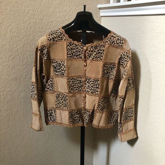 S.M.H Boutique Jackets & Blazers - S.M.H Boutique leather patchwork blazer sz XL